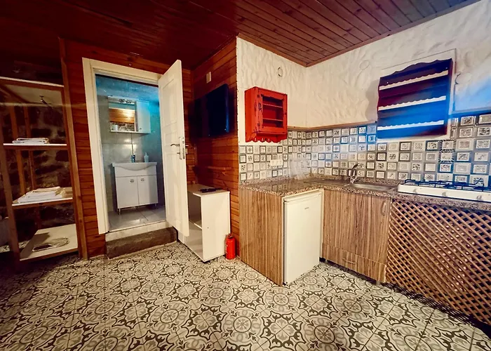 Cagla Bed & Breakfast 3*